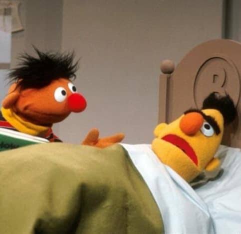 picard and Q as ernie and bert from sesame street - a threadpicard e Q como enio e beto da vila sesamo - thread