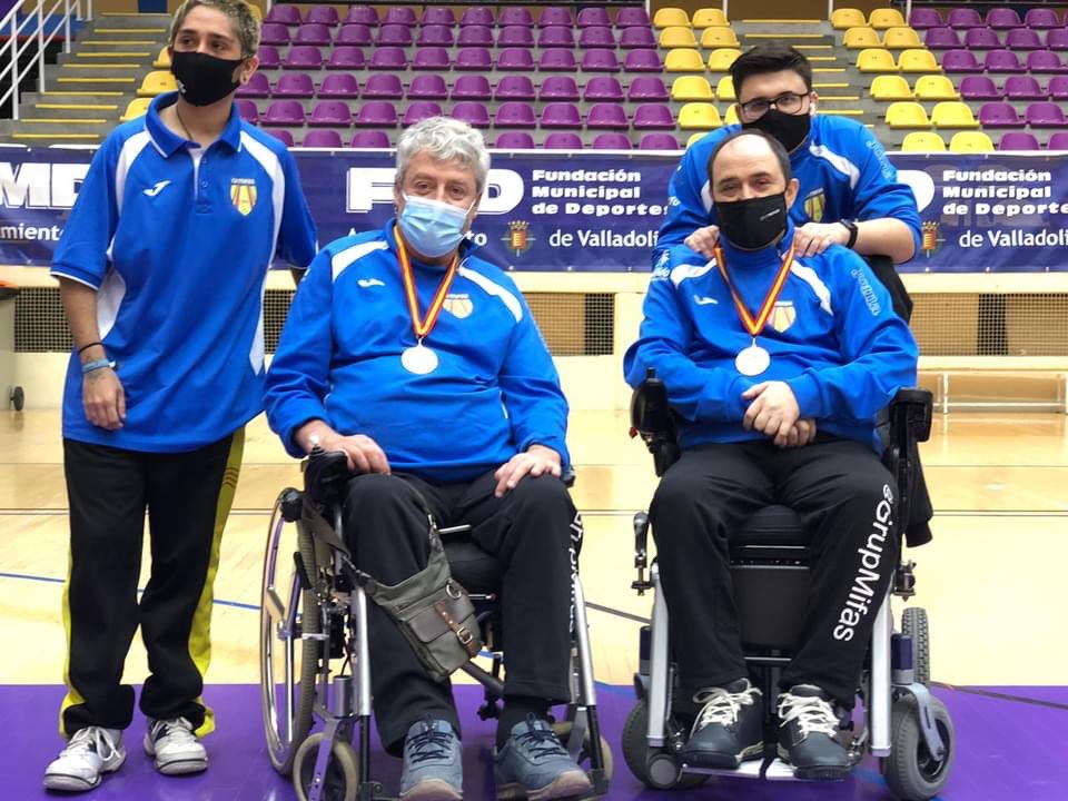 _isaacsv's tweet photo. Felicitar al Ramon Prat, que s’ha proclamat campió d’espanya de Boccia aquest cap de setmana passat a Valladolid, ara, a seguir entrenant pels pròxims objectius 💪👏

#EsportsBerga #Berga @GrupMifas https://t.co/fzPXFJy0mO