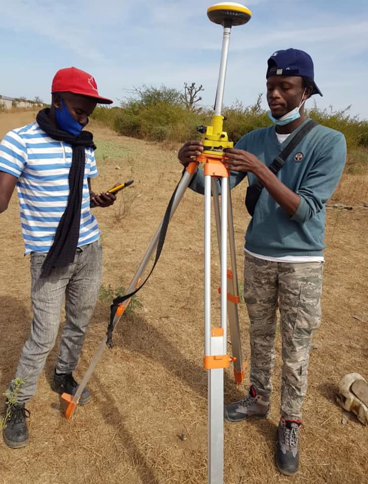 GlobaleSarl's tweet photo. Mission de levés de données topographiques concernant des AEP (Adduction d'Eau Potable) des régions de Thiès/Pout et de Dakar/Bargny
Date : Du 14 au 18 décembre 2020.
#IGA #TELOPHASE #SENTECH #JMNWEB #UCG #KEBETU #mLouma #UGB #ASPG #UA #UEMOA #CEDEAO #UGB #SENEGALACADEMY https://t.co/xQK5cxwGgO