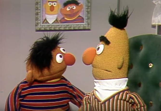 picard and Q as ernie and bert from sesame street - a threadpicard e Q como enio e beto da vila sesamo - thread