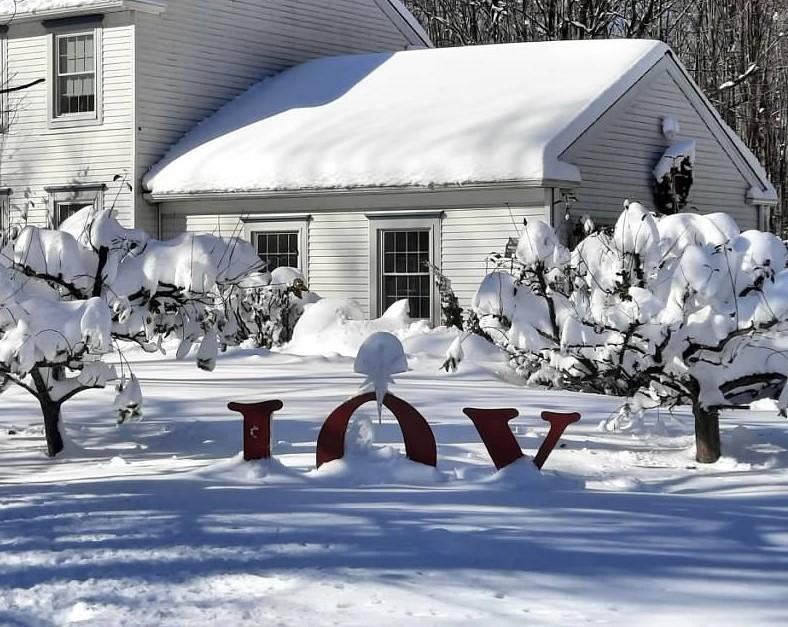 PfabesMusic's tweet photo. Wishing you a joyous holiday! https://t.co/DToUzUdIb3 https://t.co/xxChXiExy7