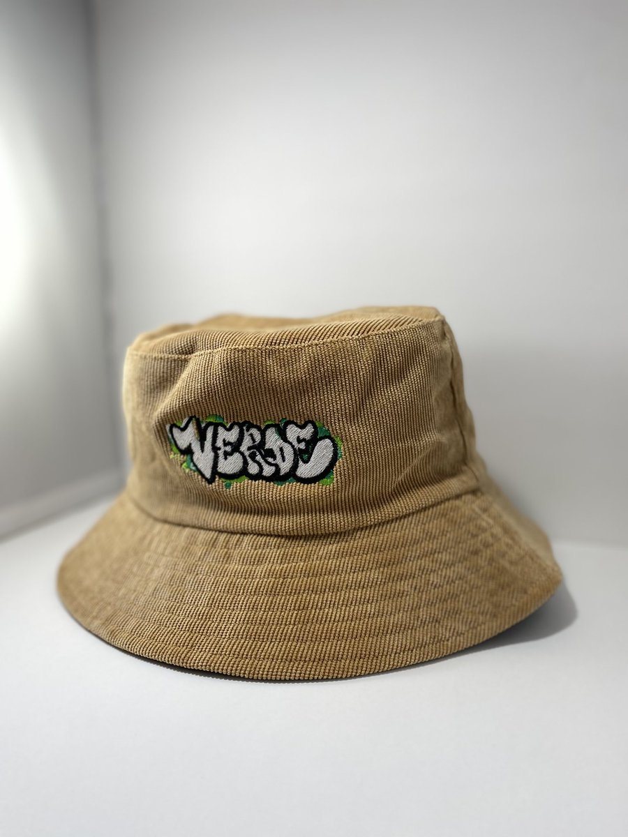 verdehiphop's tweet photo. PRE ORDERING IS NOW OPEN 🧢 🌍
✨DM TO PLACE YOUR ORDERS
✨STYLES AVAILABLE : Dad Hats, 5 Panel Hats, &amp; Bucket Hats
✨COLORS AVAILABLE : 
🧢Dad Hats : Verde, Yellow, Khaki. 
🧢5 Panels : Black, Khaki, Olive
🧢Bucket Hats : Verde, Blue, Khaki
✨ 1 Hat for $30 or 2 Hats for $50 https://t.co/J3J1MzoUB4