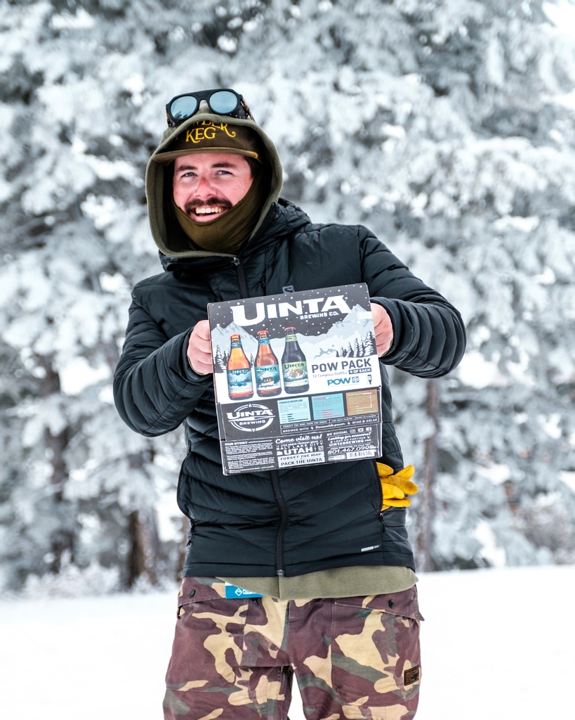 powdermountain's tweet photo. #PowMow and @UintaBrewing teamed for the POW Pack, which benefits @ProtectOurWinters and is also a perfect last minute Christmas gift! Find them in most Utah grocery and convenience store.
#PowMow #UintaBrewing #POW #ProtectOurWinters #Beer #Pilsner #PowMowPils #PowderMountain https://t.co/DHXFhSZXOe