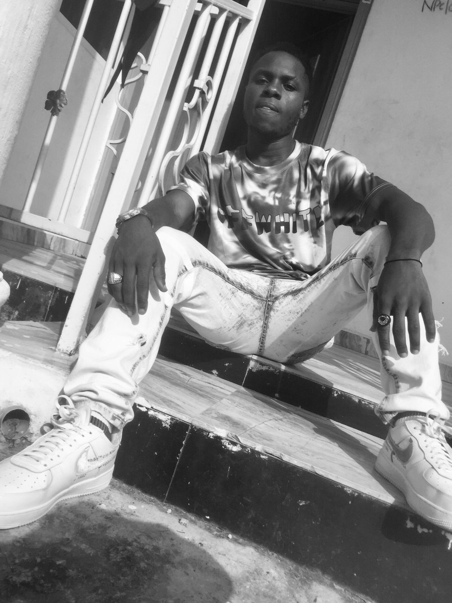 SakamaFab's tweet photo. With all the trauma and and stress we’ve gone through this year,I believe we deserve to smile and dance,so I say how about we get our earpods and data ready to stream an incoming jam #CantDeny .got this for you @Mutaylegendury https://t.co/MIZVN4L6Ql