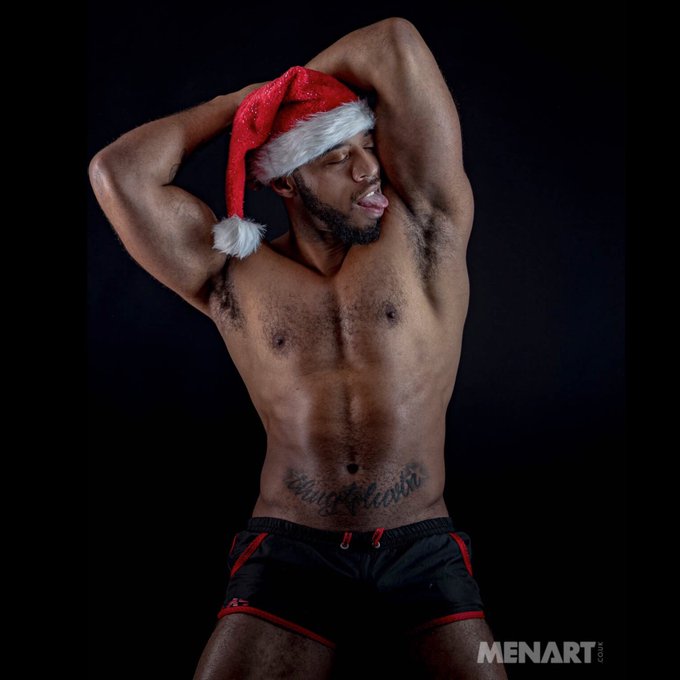 2 days left. 
If you want a present in the DMs retweet this before Christmas.
Pic by @MenArtXXX 

@hot_connection2