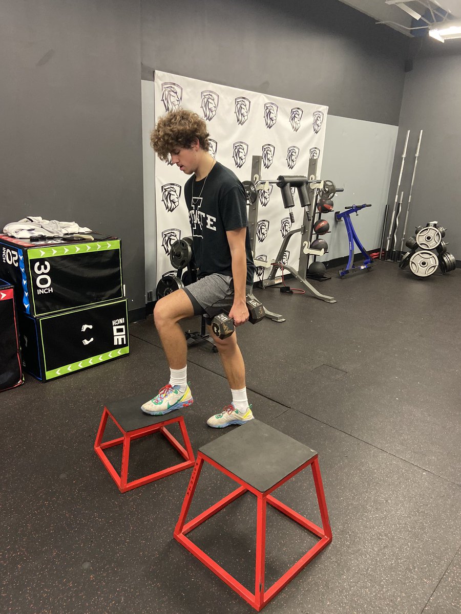 potenzasports's tweet image. It has been great having our athletes back in the gym. Jens is crushing his off-season training for football, but before that he will be playing basketball for Edina High School. #potenzasports #pstraining