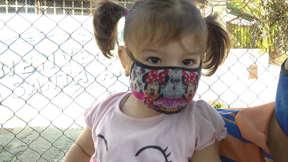 InfoVenMerida's tweet image. En  esta época donde la felicidad vale más que nunca, nos sentimos complacidos de ver en los niños y niñas de nuestra hermosa Mérida esa sonrisa llena de nobleza y agradecimiento, gracias por tanto amor, protector @JEHYSONGUZMAN tu pueblo te agradece con un Dios le Pagué.