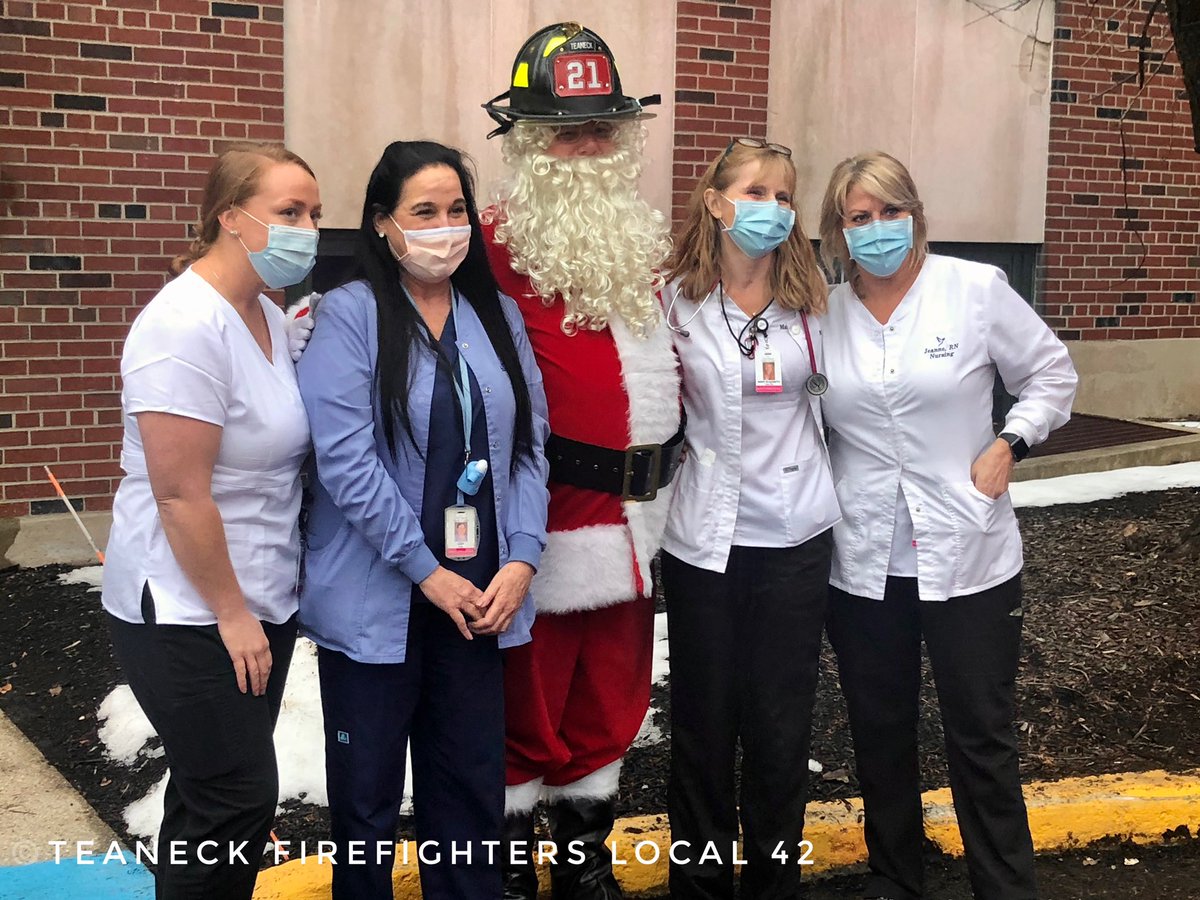 teaneckff's tweet photo. Members of Locals 42&amp;242 assisted Santa in delivering gifts to deserving children at Holy Name Medical Center and several other locations in the Township today. Just one way we try to give back and show our appreciation to our community. #teaneckfirefighters #fmbalocal42 #njfmba https://t.co/F6OzJdDLQs