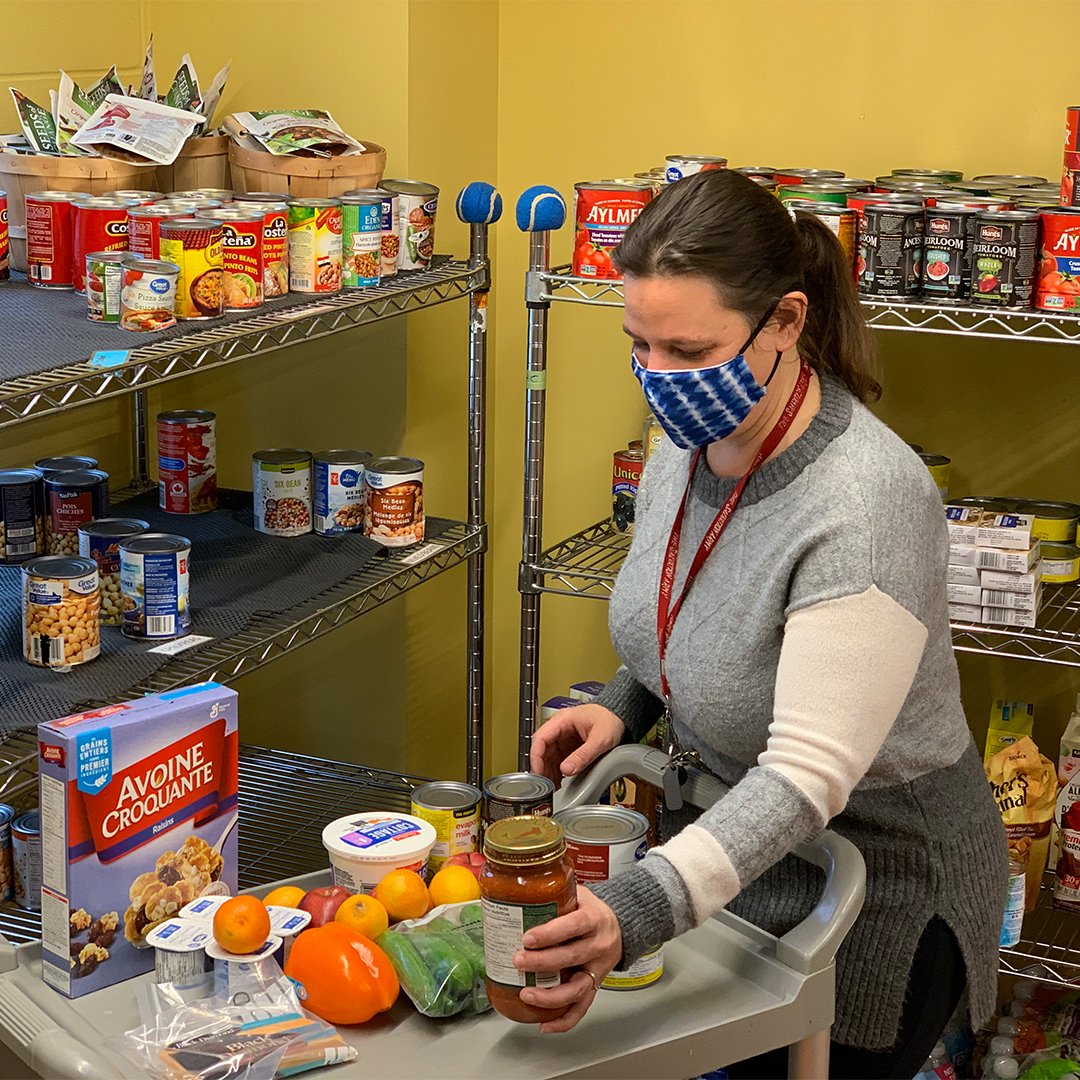 salvationarmy's tweet image. Answer: 400!  

The Salvation Army continues to serve in 400 communities across Canada and 131 countries around the world! 

We are grateful to our volunteers, staff and supporters who help us give hope and dignity to vulnerable people today and every day! #7DaysofThanks