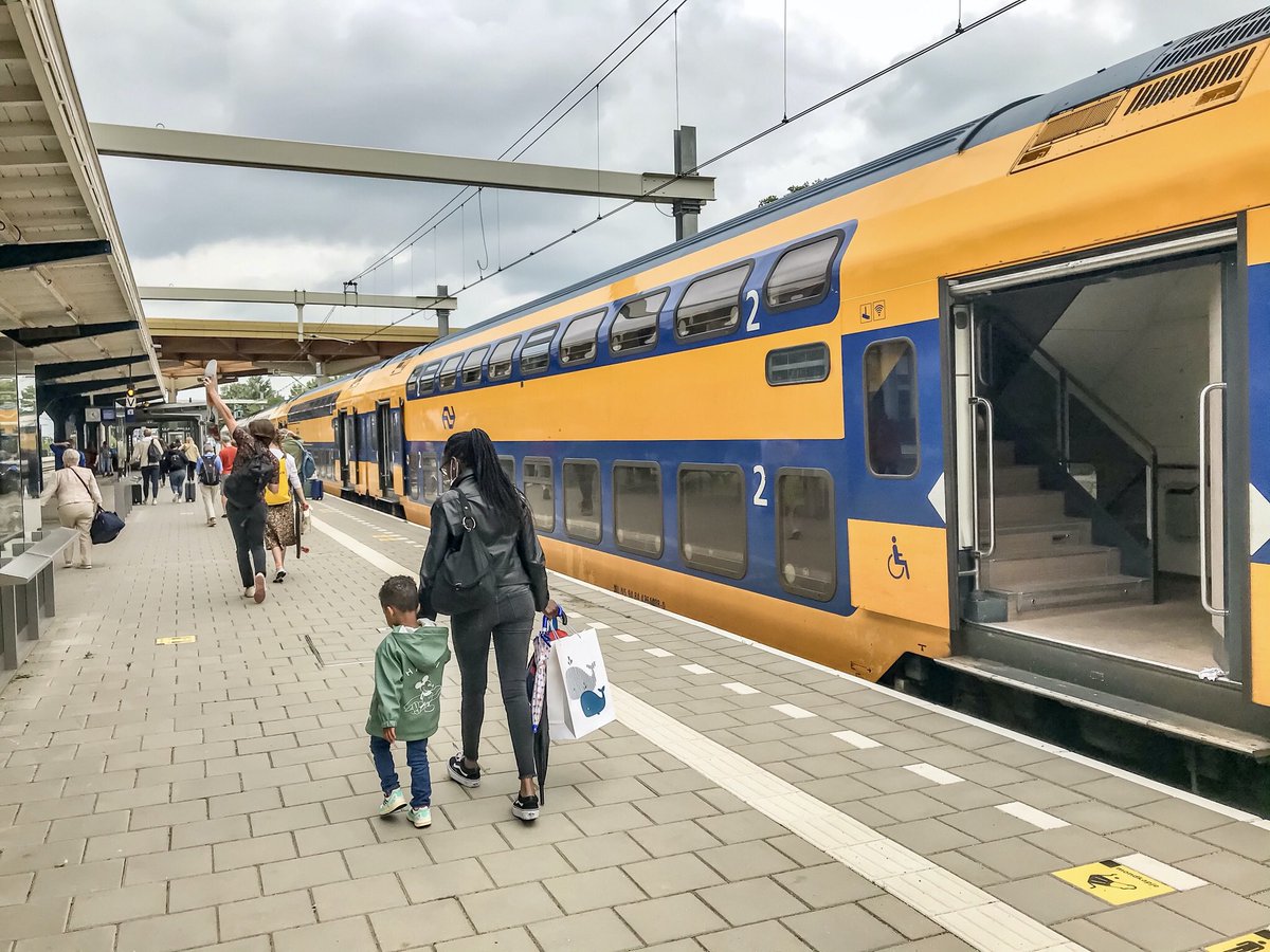 Melissa & Chris Bruntlett tweet media