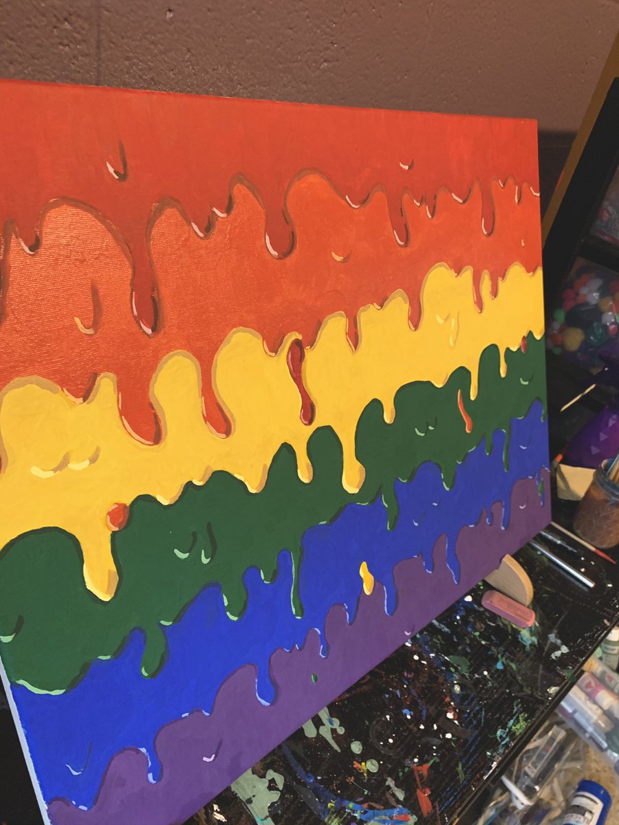 A close up at an angle to show the highlight side