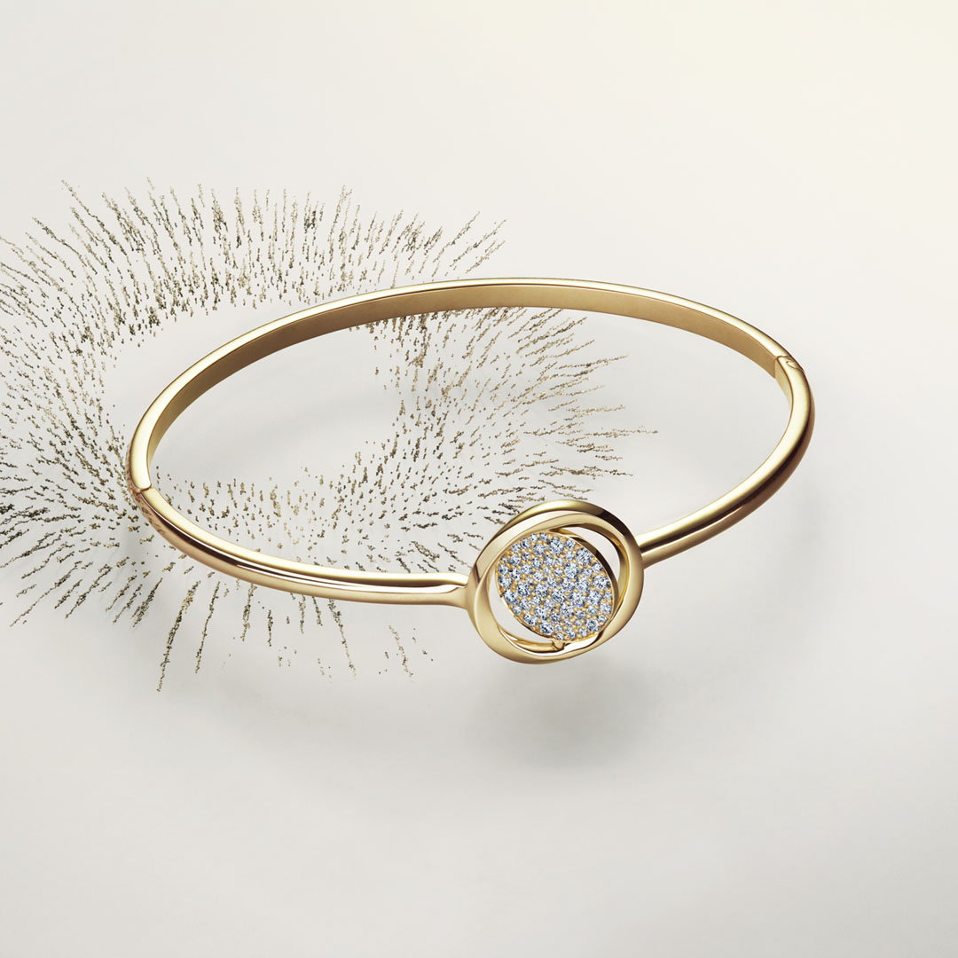 vashiofficial's tweet photo. Inspired by the dawn, our Lumina rotating bangle can be worn two ways. The inner disc has a scattering of pavé-set diamonds on one side, with the other left blank for your personalisation. Flip it around to reflect your mood.

#MadeWithVashi #VashiDiamonds #LuminaCollection https://t.co/SBxCJ0RBkd