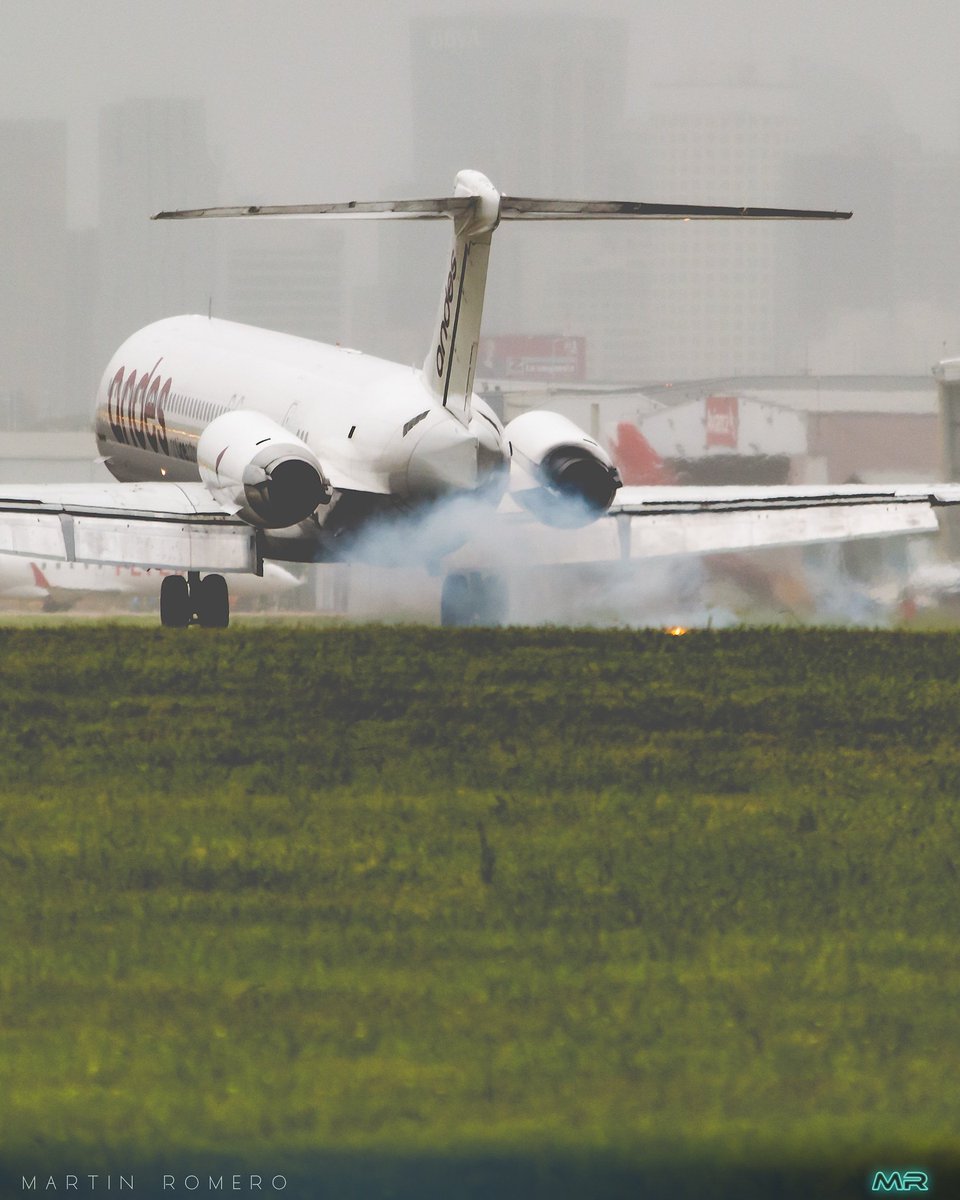 #MiercolesDeMD 🤯❤️
.
Agradecemos a @mraviationph
por la increíble foto 👏🏼❤️
.
.
.
#weloveflight #MD #BuenMiercoles #buenasemana #flight #avation #photography #MiercolesDeMD