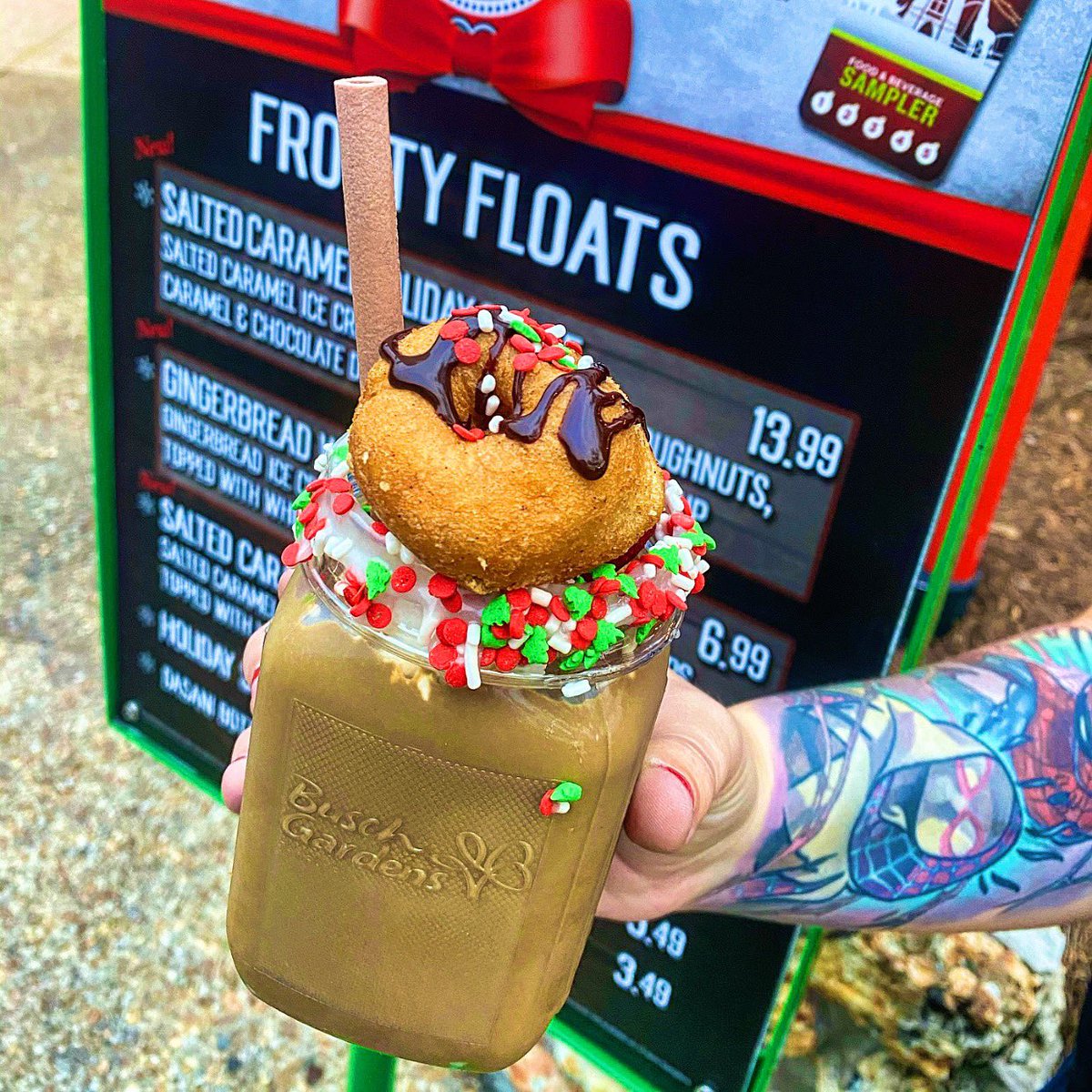 TuckBeck's tweet photo. Busch Gardens Has Some Of The Best Christmas Treats, & My Favorite Is The Salted Caramel Holiday Shake!!! Oh There’s No Place Like Busch Gardens For The Holidays. 🎄 #BuschGardens #BuschGardensBlogger #Christmas #BuschGardensChristmas https://t.co/5RoQ12rqTT