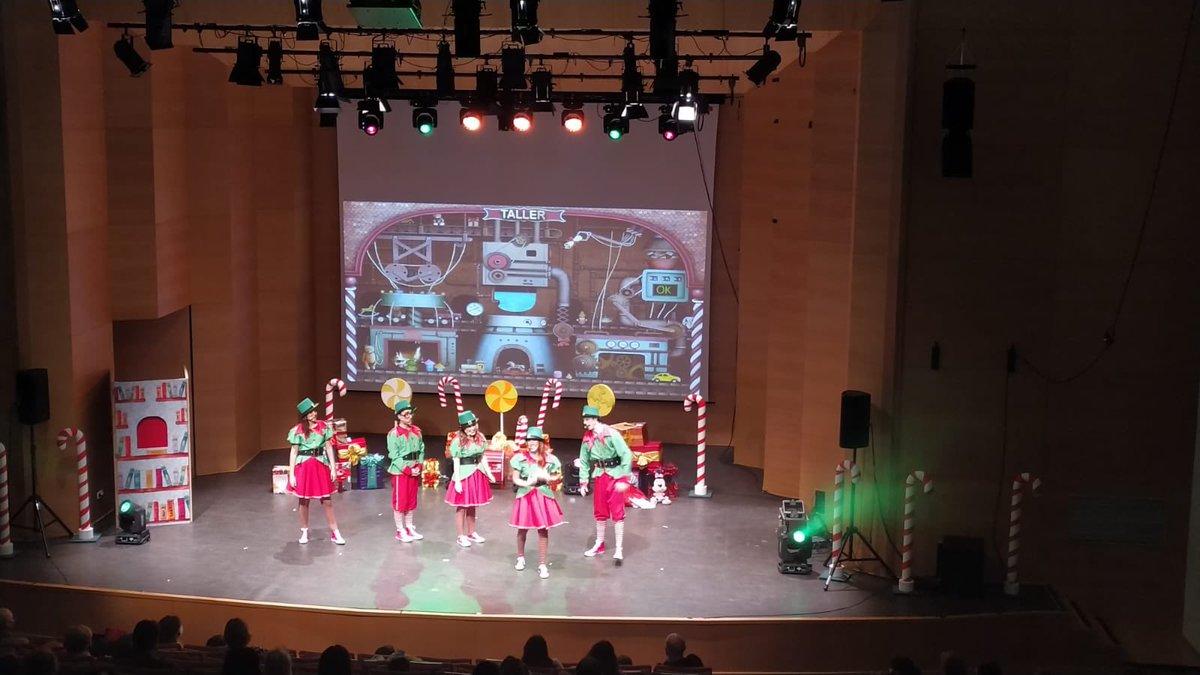 🎅🏻 Hoy se representa el musical “Dulce Navidad” para los más pequeños en el Auditorio Municipal