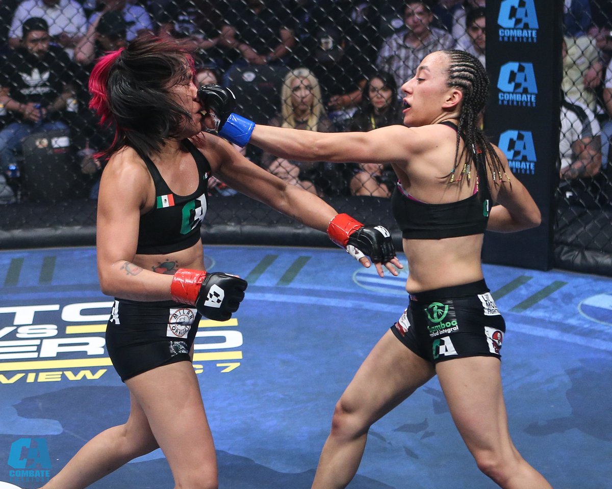 combateglobal's tweet photo. Meet Ana "Guerrera" Palacios. Her nickname was given to her at a young age because she was able to fight through a condition she was born with. When she is not fighting, she is at school studying to become an engineer👏
#CombateAmericas
#FemaleFighterWednesday https://t.co/b0XA5dgFzx