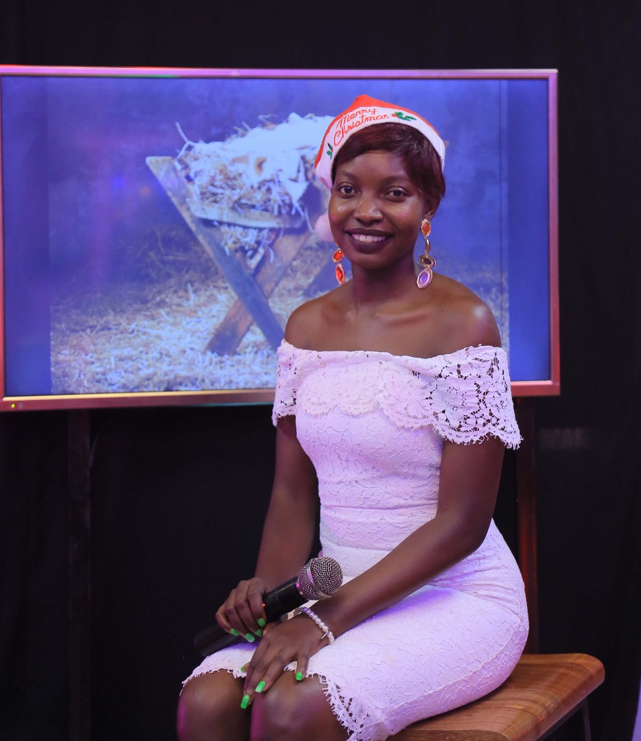 alechokaren's tweet photo. Our host @Omulungi_Hawt kick starting this Music productions by @ugchristiannews
#IndescribableGift https://t.co/c9Ro1d3iUX