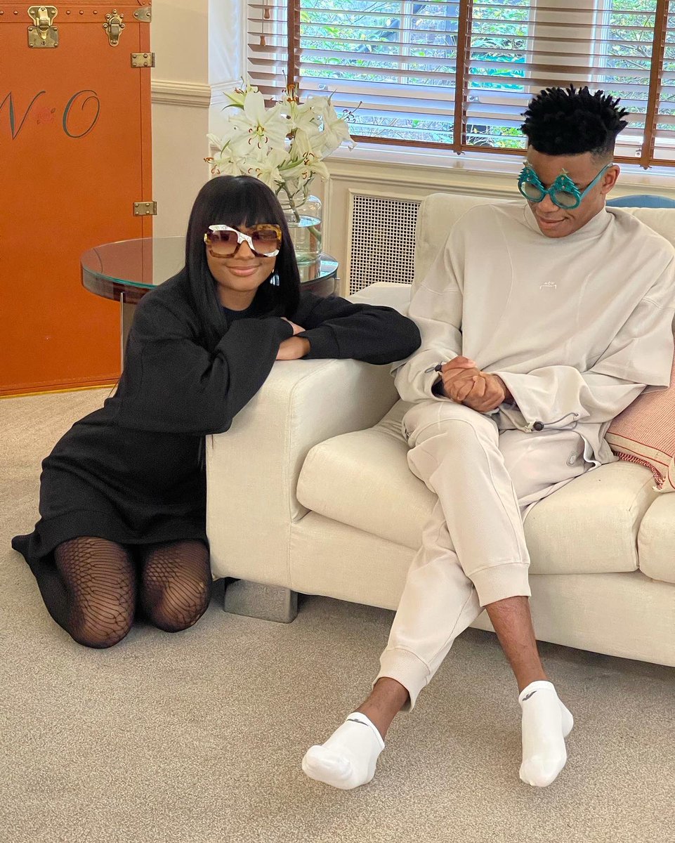 TemiOtedola's tweet photo. us 4 🥺 for life https://t.co/IJcocCv8jx