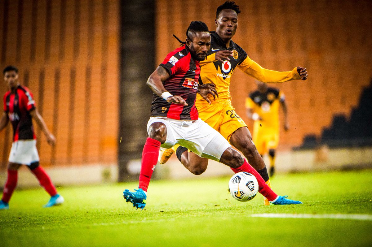 KaizerChiefs's tweet photo. 90’| #CHIEFS 0 : 0 #AGOSTO

Full time score:  Kaizer Chiefs 0 : 0 1º de Agosto

#KCOneTeam #CAFCL #Amakhosi4Life https://t.co/GJBfKA91k2