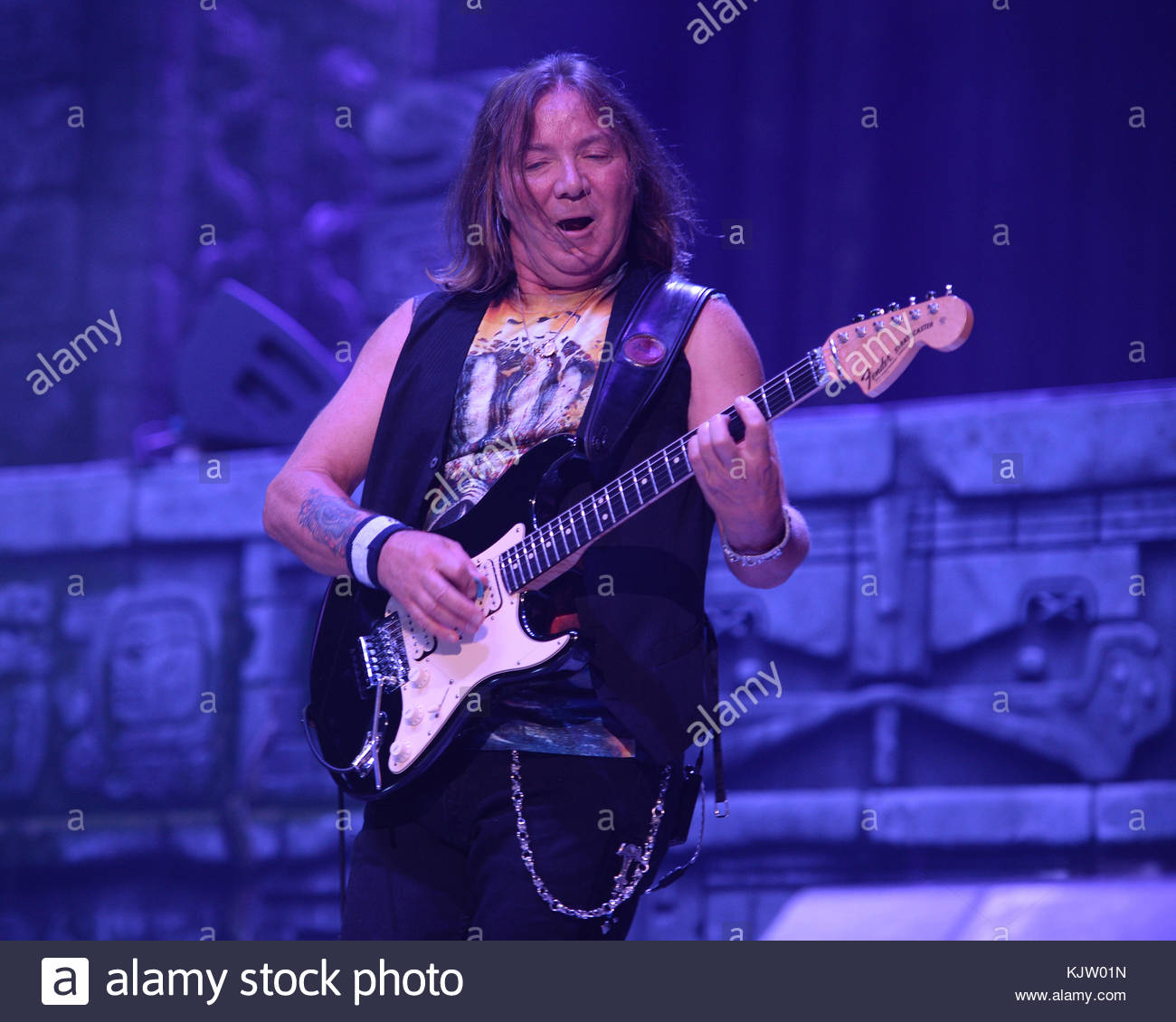 Happy 64th birthday to Mr Dave Murray 
