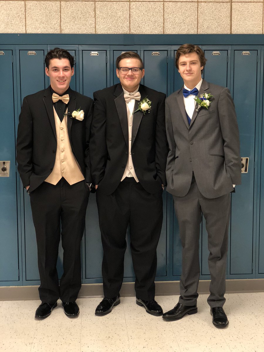 MBradich92's tweet photo. Happy 21st birthday😘 @Nick23Doyle https://t.co/cXTJ9V8Y7P