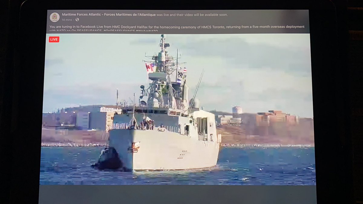 Welcome home #HMCSTORONTO / Bon retour à la maison NCSMTORONTO