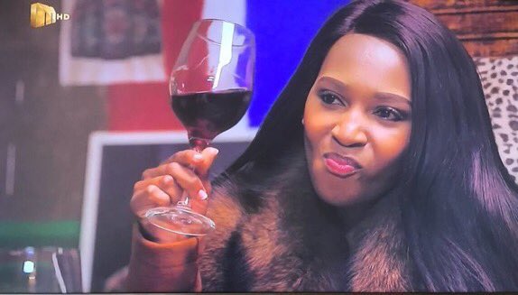 Having realized this, the corn vendor sang like a canary, revealing all her contacts, but warning her about territories that Angelica should never sell on. Her supplier was a Zimbabwean man, who worked at a milling farm in Klipbank, Limpopo.