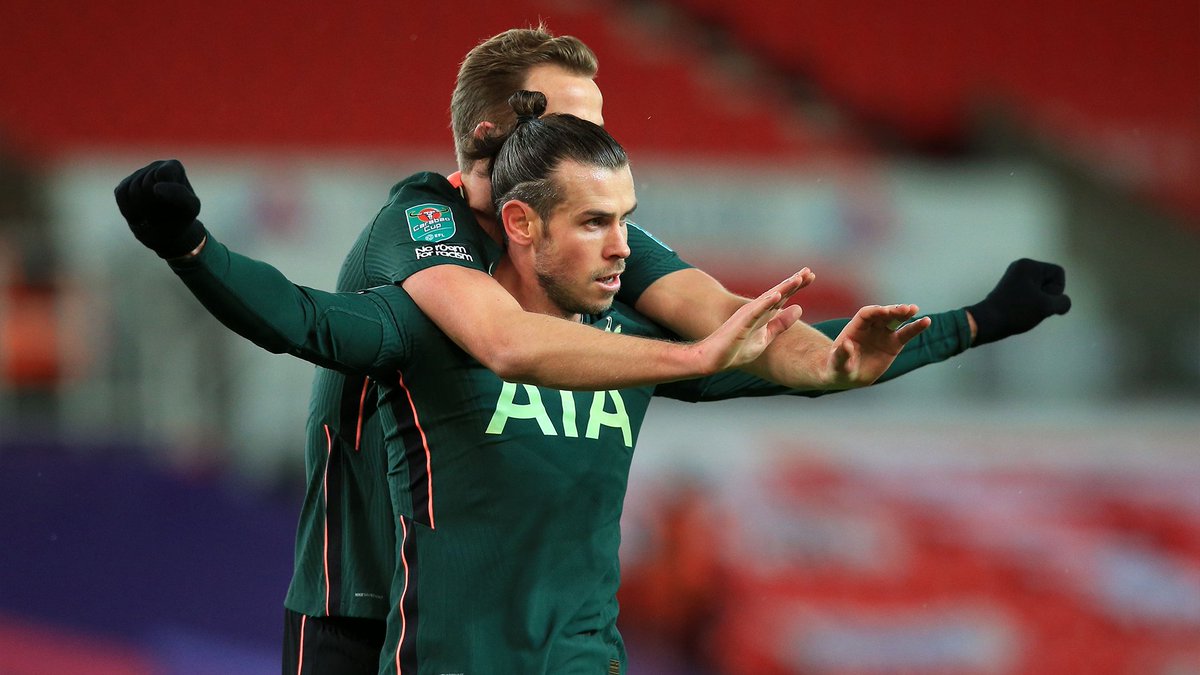 THPF_1882's tweet photo. MI-TEMPS
STOKE 0-1 TOTTENHAM

Les Spurs rentrent aux vestiaires avec une avance à la marque. Bale est le buteur. Sans forcer Tottenham joue son jeu, contre une quipe des Potters peut dangereuse.

#COYS
#STOTO https://t.co/COUhPWyOLy