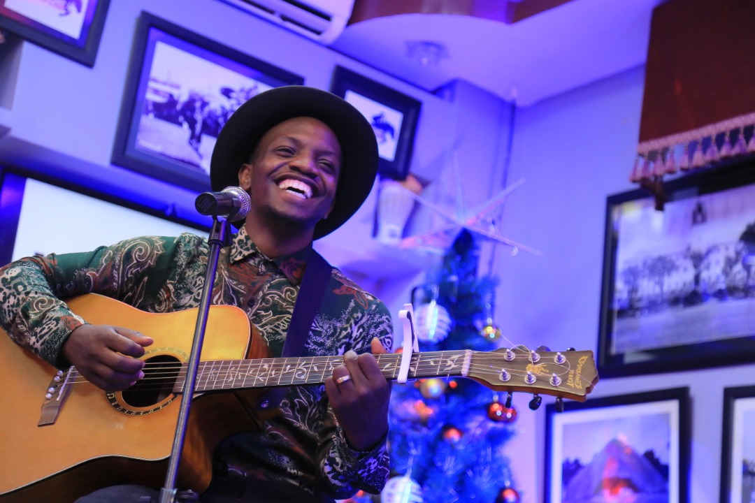 emeka_ug's tweet photo. And to close the show, John Mary takes us away with his hit song NSIIMA. #IndescribableGift https://t.co/0y078pHmtC