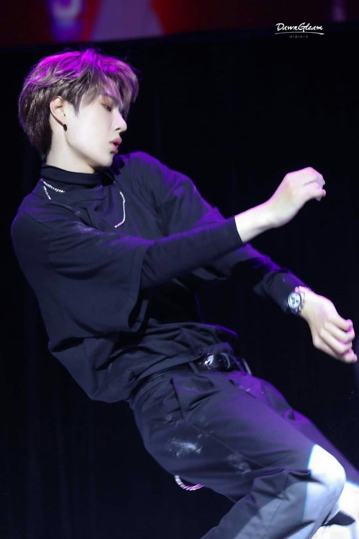 moon byulyi x wang yibo as each othera thread you didn't know you needed until today 