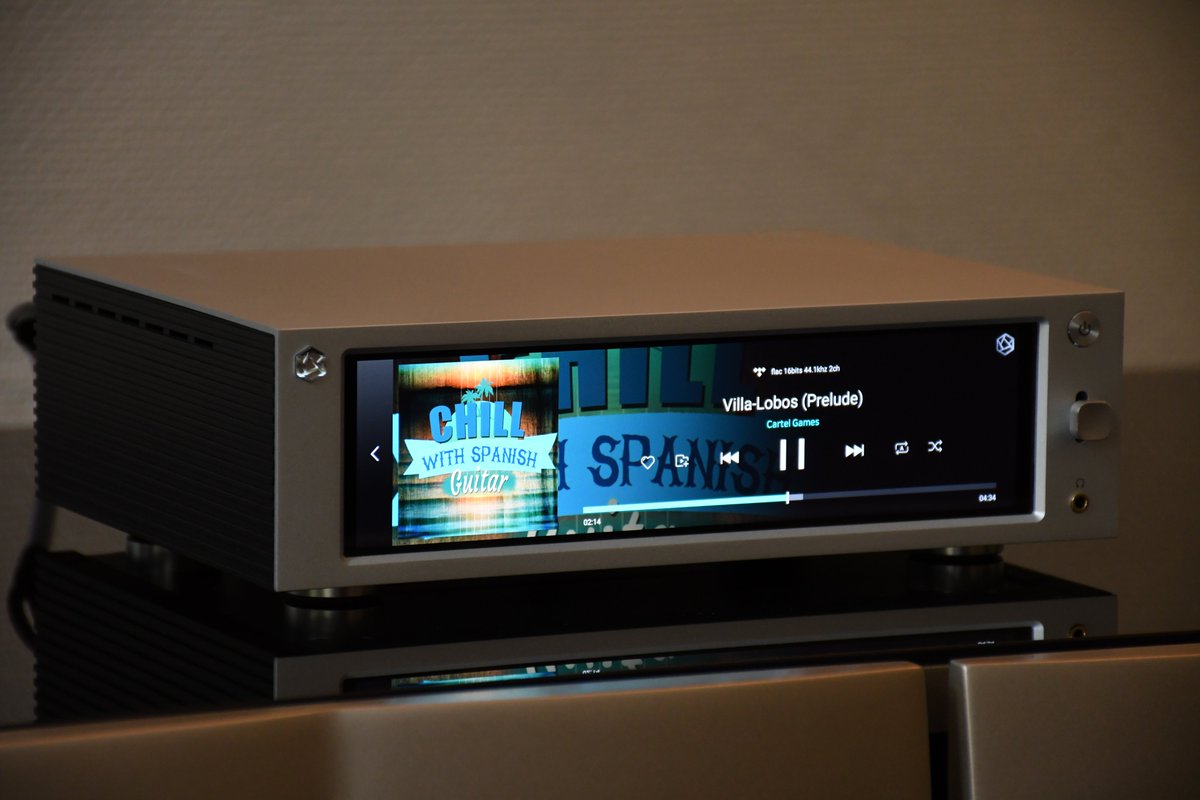 HifiBerlin's tweet photo. Rose RS201E: a high-resolution audio and video network player with touchscreen interface and integrated amplifier https://t.co/ziUpPWHEWB