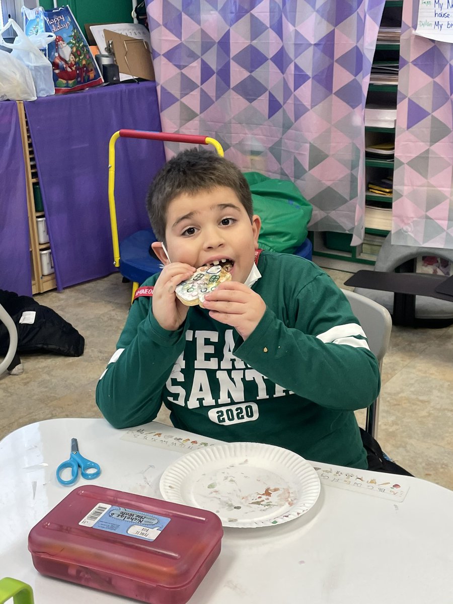 Tara Lynch (@tlynchot) on Twitter photo Round two! “Painting” our holiday cookies in OT.
<a href="/Hampton_Street/">Hampton Street</a> <a href="/mineola_septa/">MineolaSEPTA</a> <a href="/Mrs_Vento/">Jillian Vento</a> <a href="/MineolaUFSD/">Mineola UFSD</a> Round two! “Painting” our holiday cookies in OT.
<a href="/Hampton_Street/">Hampton Street</a> <a href="/mineola_septa/">MineolaSEPTA</a> <a href="/Mrs_Vento/">Jillian Vento</a> <a href="/MineolaUFSD/">Mineola UFSD</a>