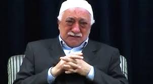 SFenere's tweet photo. #KadıköydeKaraGece  az once gavatlarin son halı bu dedim alınanlar olmus peki sildim ANLIK FETO  GURUHUNUN SON HALI https://t.co/me4e37PUl4