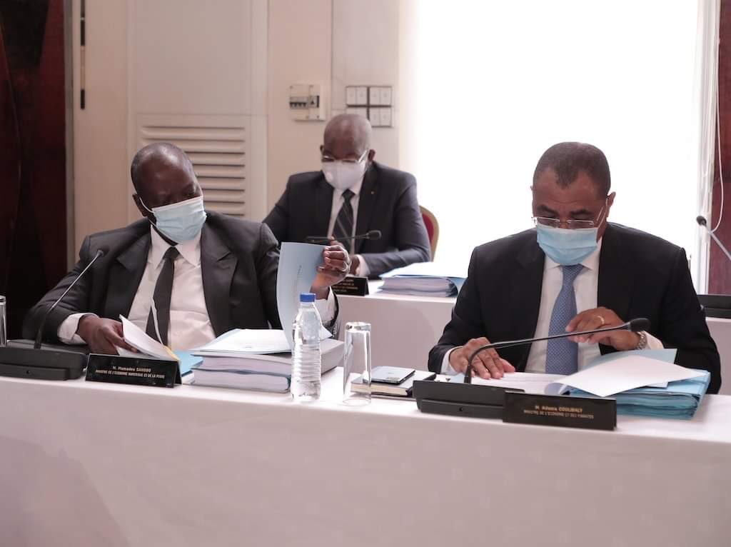 Le prix du café a été fixé à 550 F CFA le kilogramme pour la campagne 2020 - 2021. #ConseilDesMinistresCI