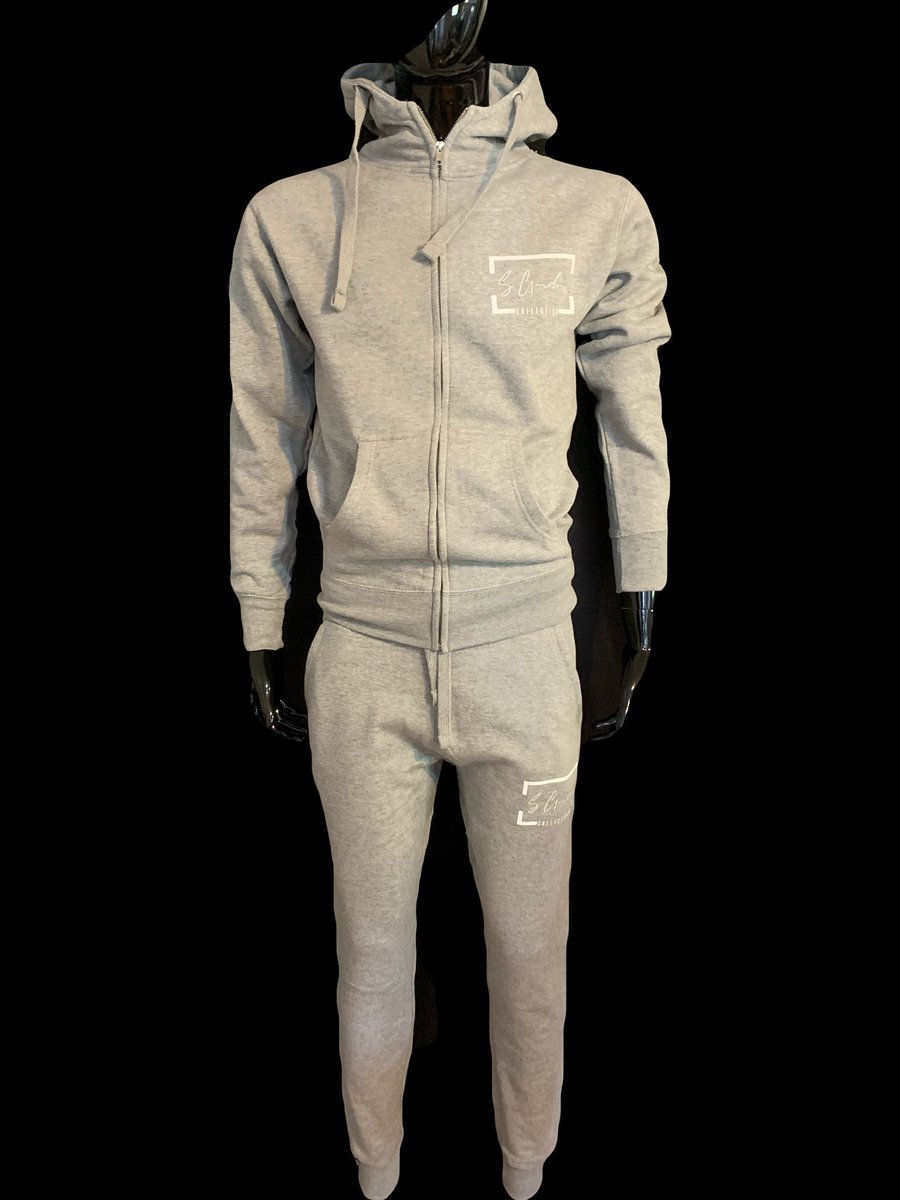 SGordonCo's tweet photo. S.gordon Signature jogger sets.   Email info@sgordoninc.com for all inquires https://t.co/Pg4y1yhyZh