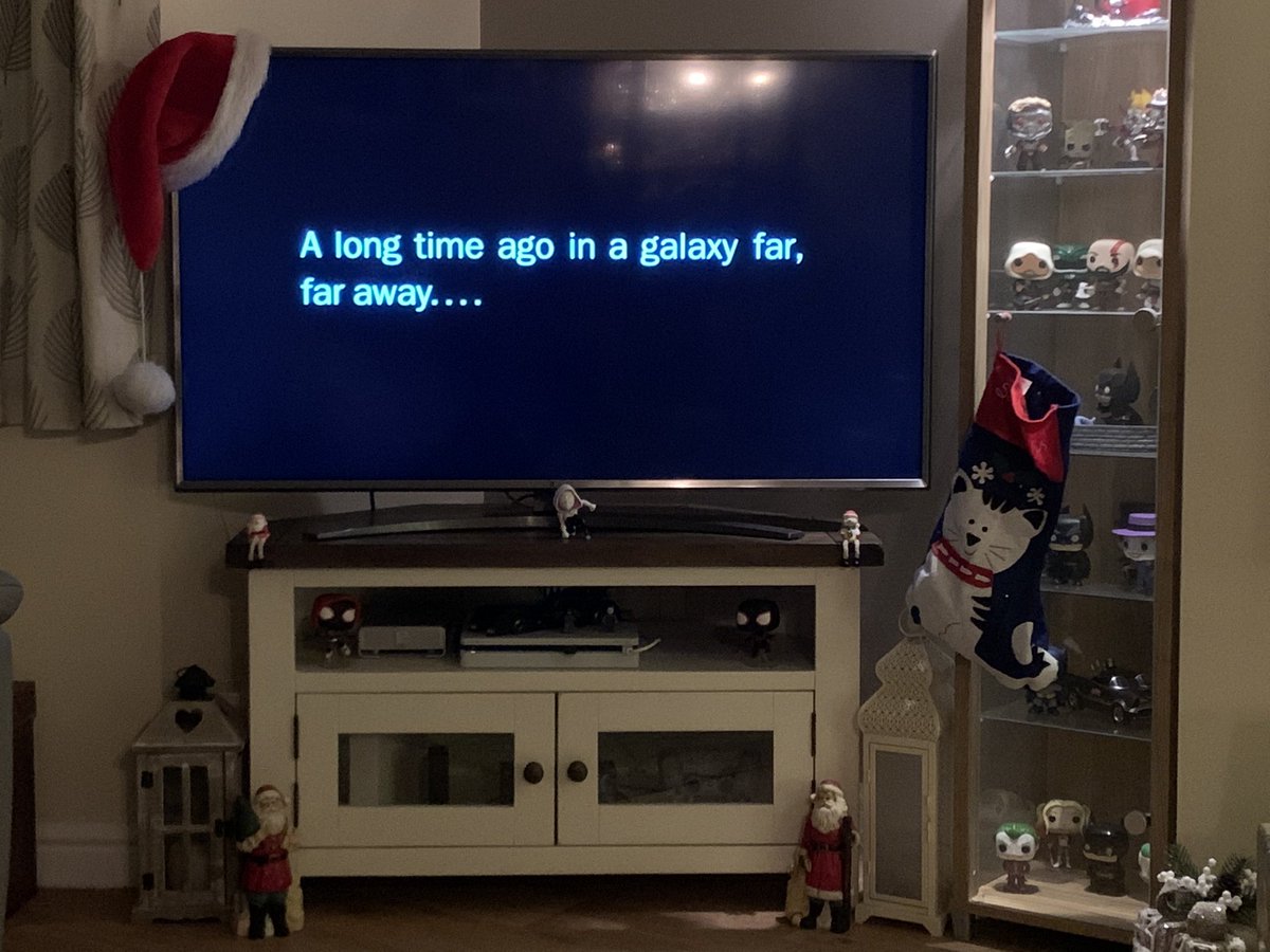 Playing the Christmas hat game with <a href="/RodneyBroddle/">There is no Brod, only Zuul</a> I’m still not sure how Star Wars is a Christmas movie though 🤷‍♀️