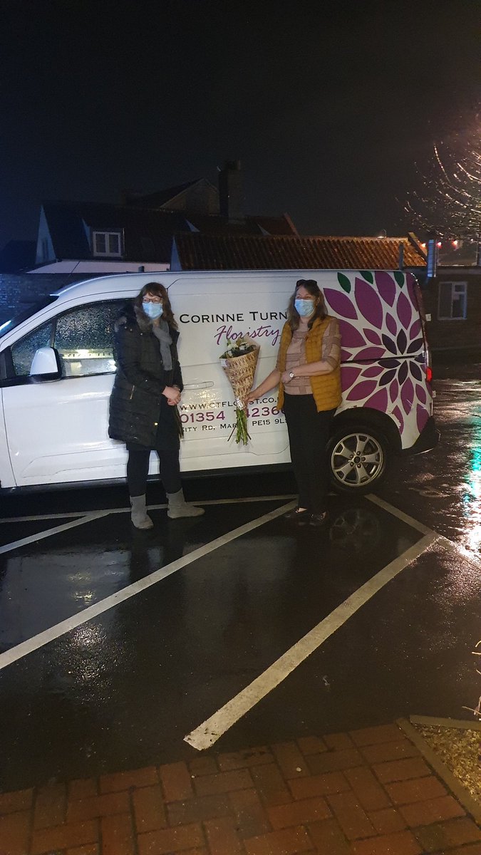 KateHardykel's tweet photo. Thank you so much to Corrine Turner floristry for the wonderful flowers presented to The Gables staff. We are absolutely speechless at the amazing kindness you have shown us. Merry Christmas 🎅 @blackswancare @JulieTy38002882 https://t.co/F25gPnaBii