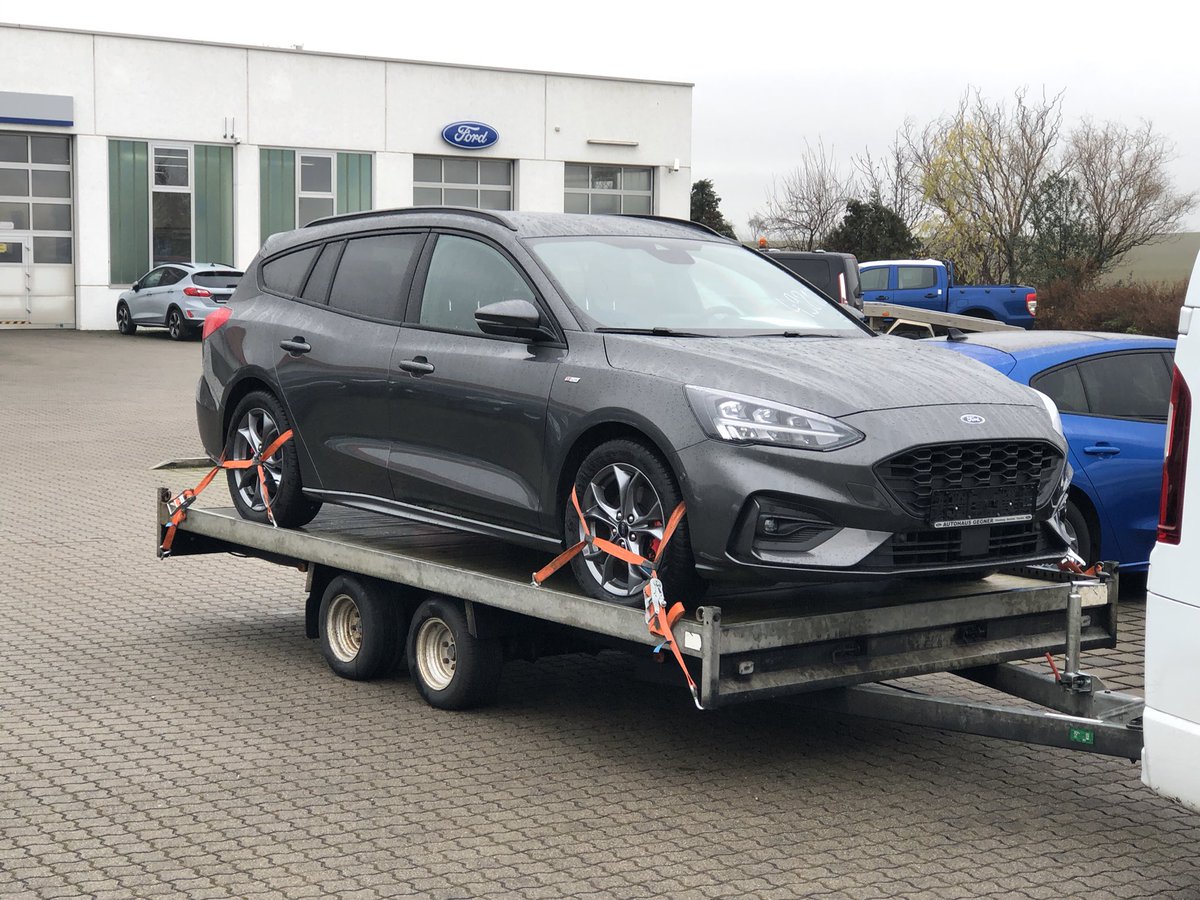 MWSneltransport's tweet photo. Wil uw  een auto laten transporteren ook dat kan via MWSneltransport. Wij regelen het voor u. Nat of Int geen probleem.
En dat voor een zacht prijsje. https://t.co/Pk8phAM3R6