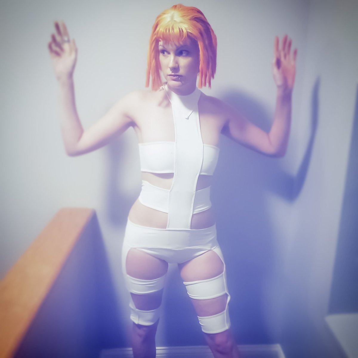 Dingusdangheck's tweet photo. don't think I have posted my Leeloo Dallas cosplay actually done. This is the only photo of it in existence
#cosplay #leeloocosplay #fifthelementcosplay https://t.co/Ryl2hXNkTQ
