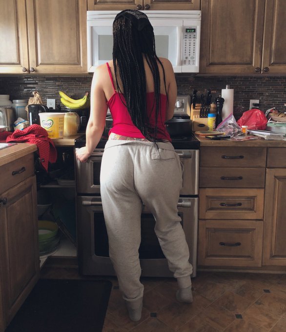 👄 Do you want a #hoemade sandwich babe? https://t.co/8c3OBVTjuz https://t.co/op3ZbebA46<a href="/tag/hoemade"class="tags">#hoemade</a>