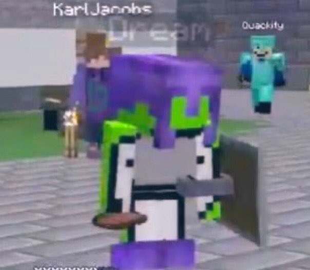 dream loves you too!!