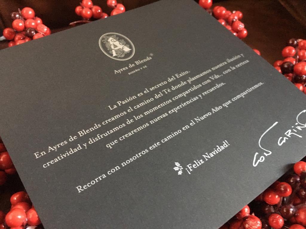 AyresdeBlends's tweet photo. Buena #navidad 
Con #cariño @AyresdeBlends 🎄 https://t.co/LfRjEcQB4l