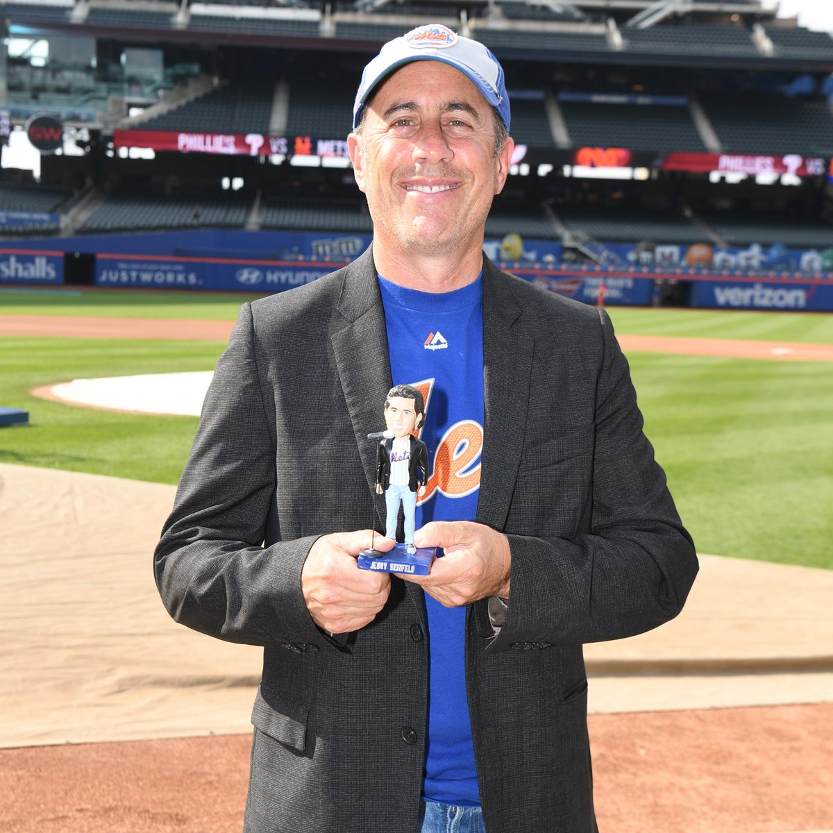 New York Mets (@mets) on Twitter photo 🗣 RT TO WIN
Happy #Festivus! Retweet for a chance to win an autographed <a href="/JerrySeinfeld/">Jerry Seinfeld</a> bobblehead! #MetsMonthOfGifts 🗣 RT TO WIN
Happy #Festivus! Retweet for a chance to win an autographed <a href="/JerrySeinfeld/">Jerry Seinfeld</a> bobblehead! #MetsMonthOfGifts