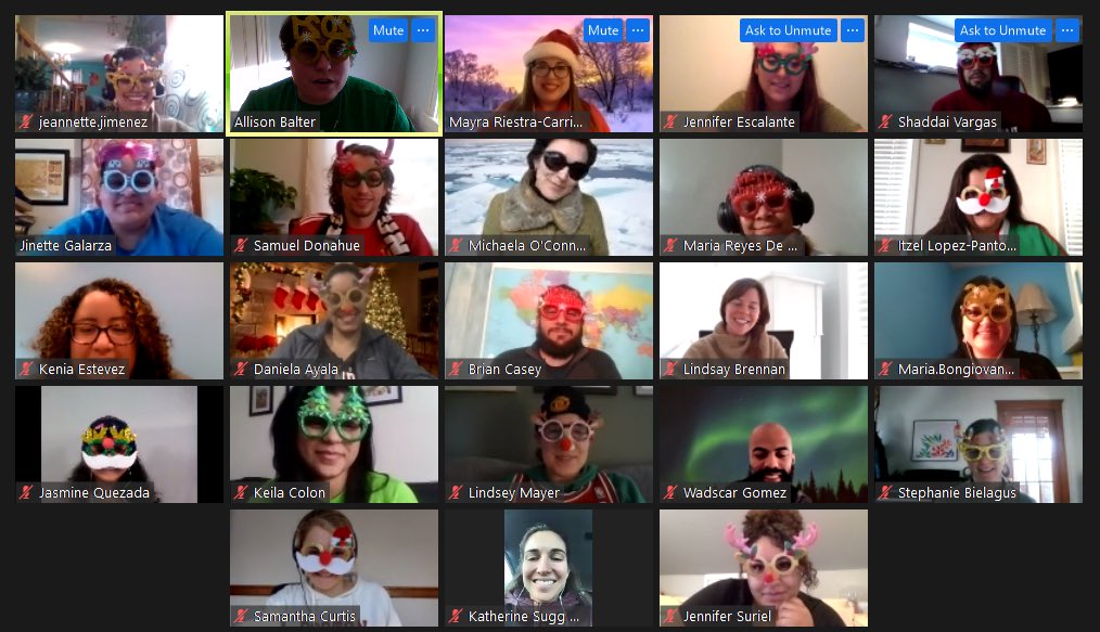 ENLACE_Lawrence's tweet photo. Happy Holidays from your ENLACE family! See you on January 4, 2021! 🎄🎉💜

¡Feliz Navidad y Próspero Año Nuevo de parte de su familia ENLACE!  ¡Nos vemos el 4 de enero de 2021! 🎄🎉💜 https://t.co/RW9MrwT8zM