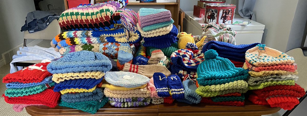 TDotGayCop tweet media