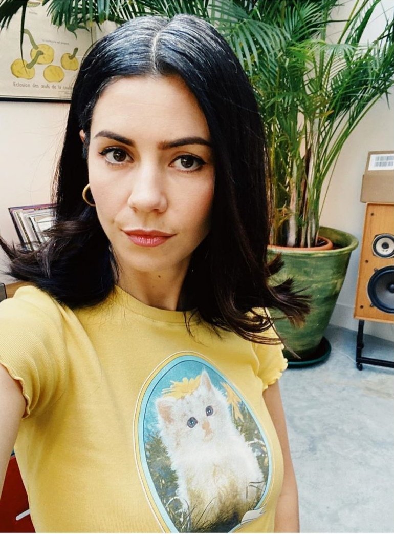 marina diamandis in 2020 A THREAD