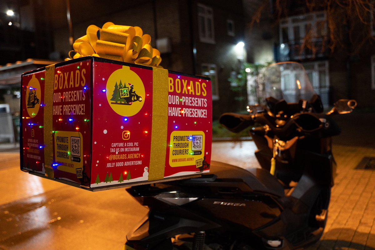 AgencyBoxads's tweet image. Our BoxAds Christmas wrap🎄| This is an example of how a blank canvas on the back of a food delivery courier can be used to share your message in a unique way.
Want to advertise you brand on thousands of couriers? drop us a DM
📸 @valerius_studios 
#BoxAds #PromoteThroughCouriers