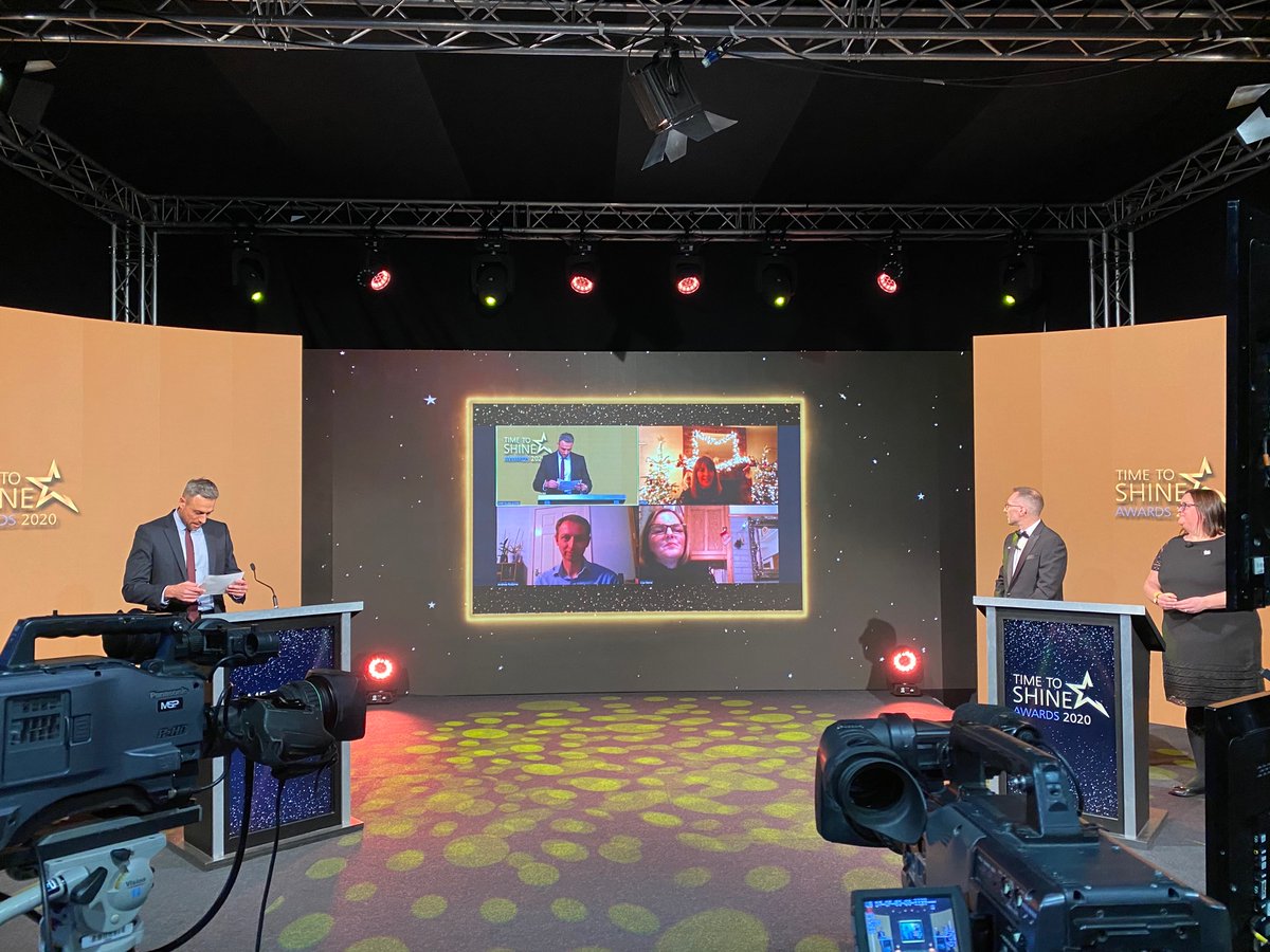 MSPGlobal's tweet photo. What better way to end 2020 and to congratulate all our NHS Workers at their Time to Shine Staff Awards from the MSP Studios 👏🏻 @SONHStrust 

Special wishes to you all and to our wonderful MSP crew for continuing to make the magic happen! ✨

#EventProfsUK #PoweredByMSP https://t.co/Mewiy2uyw2