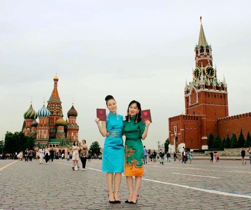 Ulaan talbai ulaan diplom torgon much