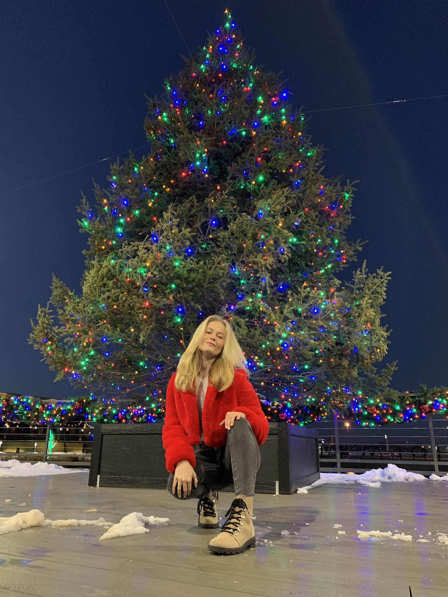 Darci Lynne Xmas Tree Lighting 2022 Rockin Around The Christmas Tree Darci Lynne On Twitter: "Rockin Around The Christmas Tree 🤍  Https://T.co/Kr4G7Dwd8K" / Twitter